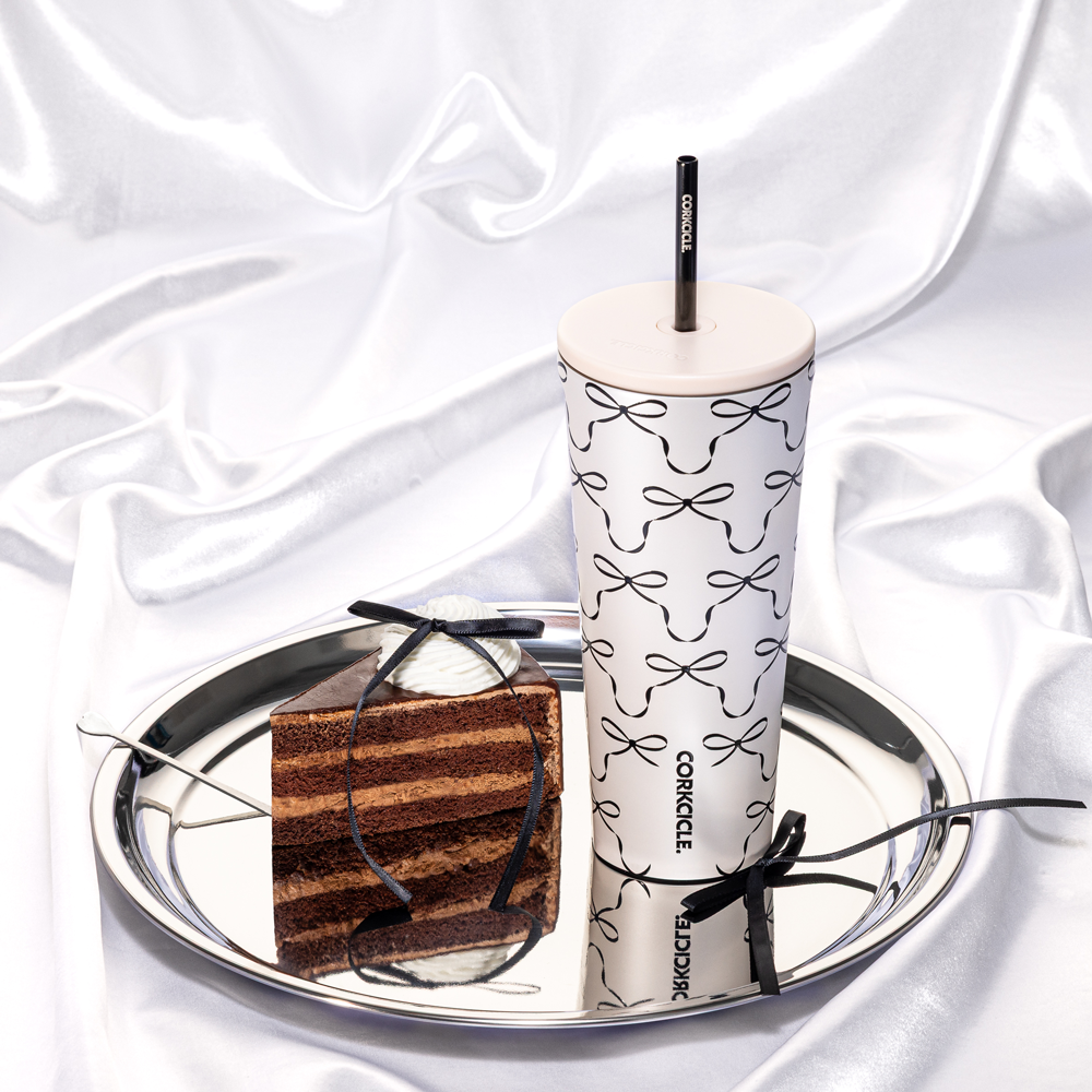 cold-cup-p9 2a98a7269432--2224PBBC-lifestyle.png