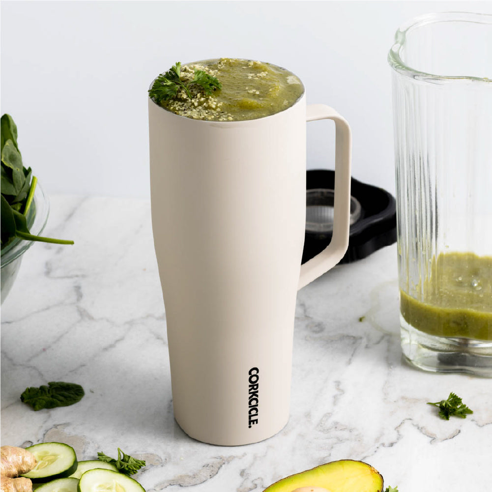 cold-cup-xl-z3 588f4a27c4cf--2230CLT-lifestyle.jpg