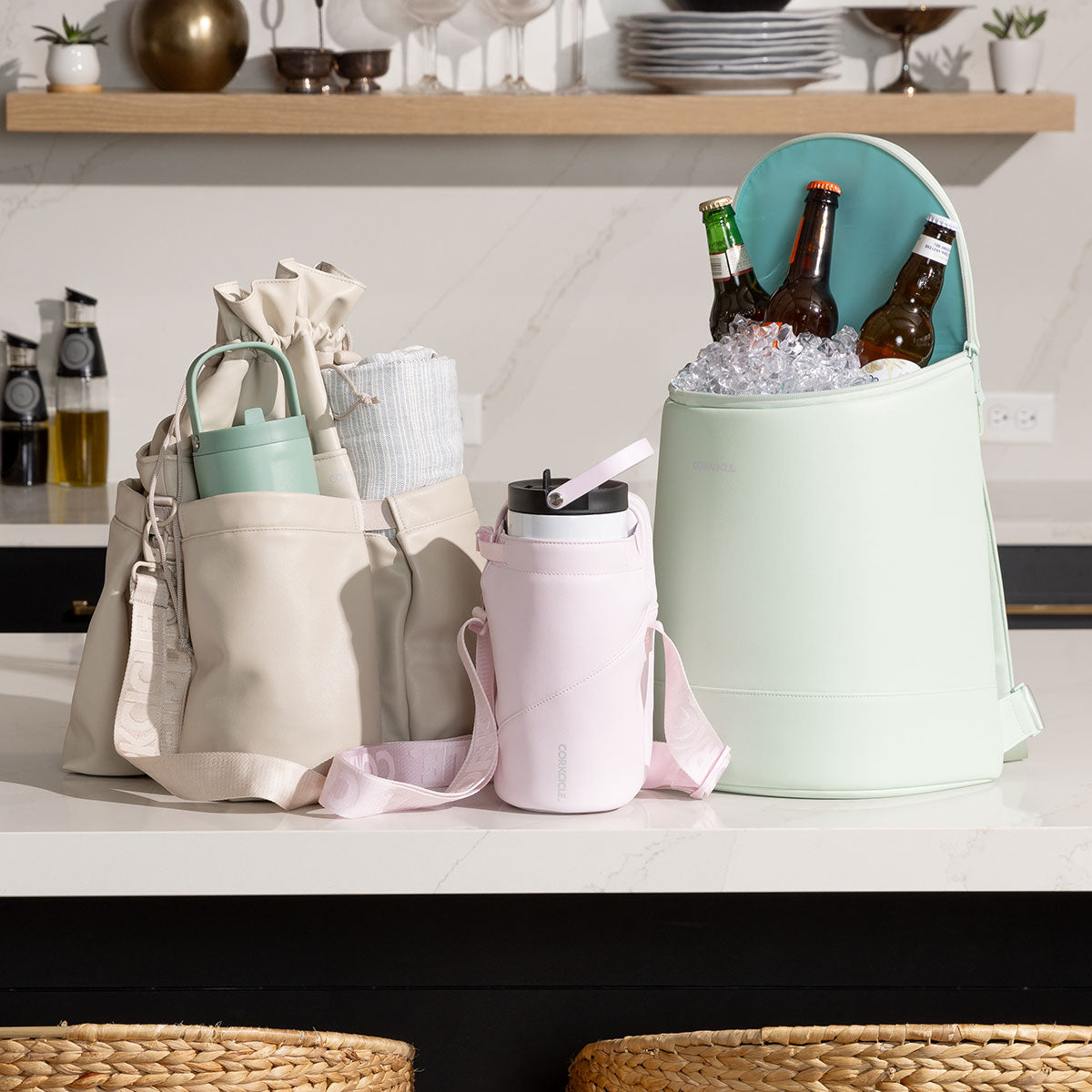 beverage-bucket-bag-z7 6c4793ad3b8e--group-lifestyle1.jpg