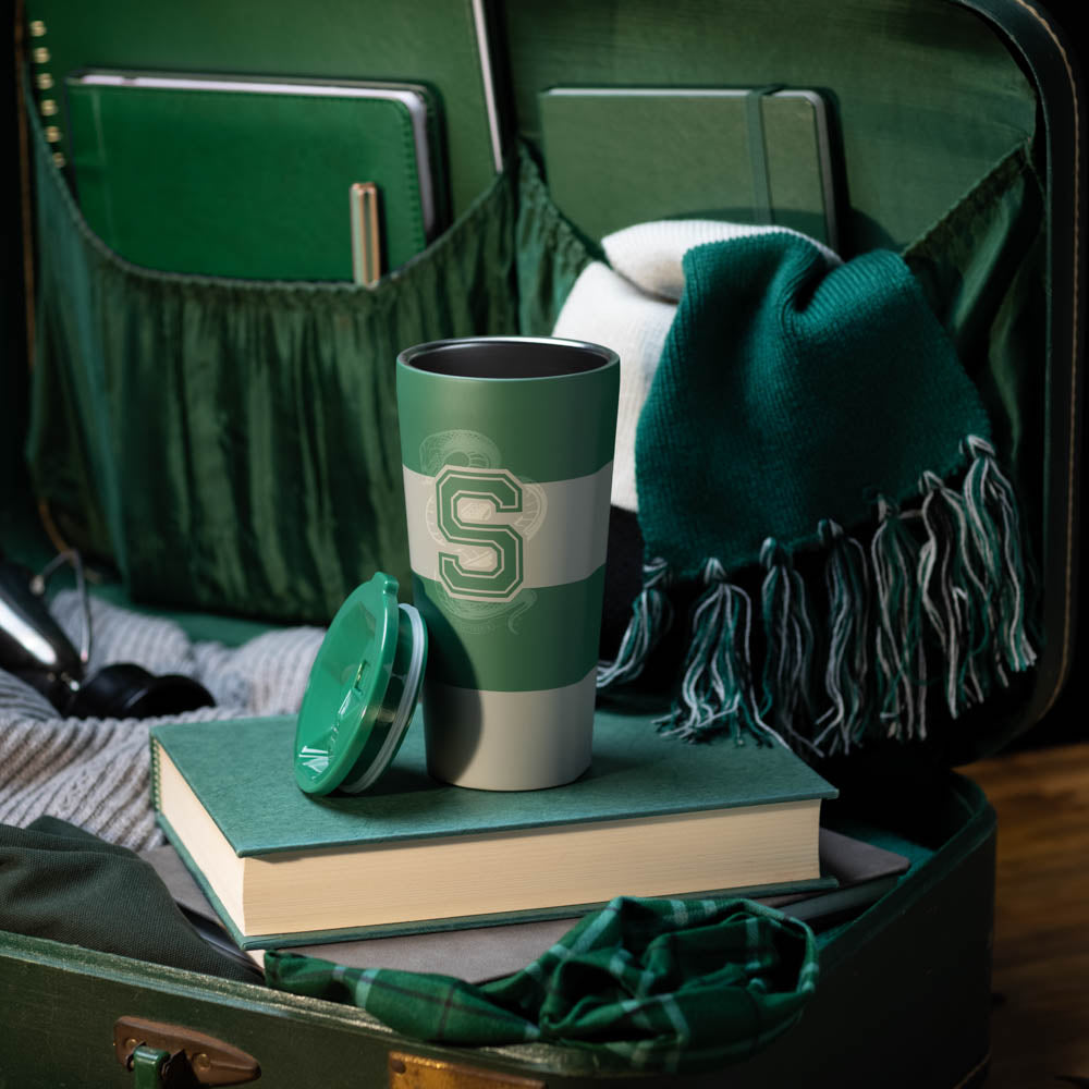 harry-potter-tumbler-o7 84ce9e4c9c5c--HarryPotter-Slytherin-4.jpg