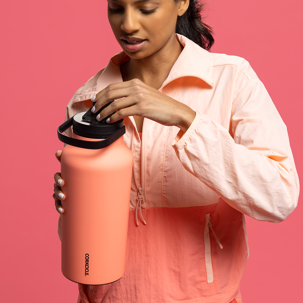 series-a-sport-jug-s5 968dacb42298--05.png