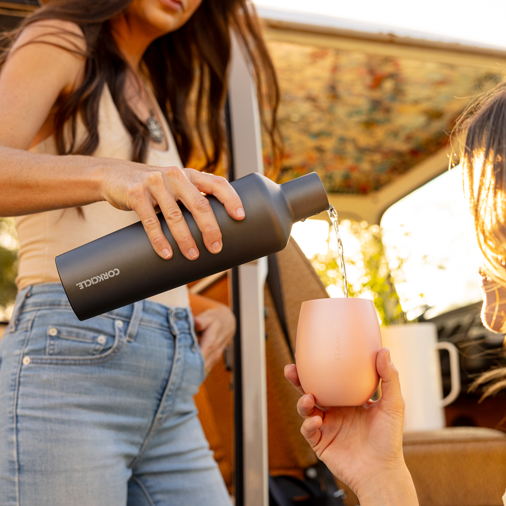 vinnebago-j4 e9a21e7fb71f--Vinnebago-lifestyle.png